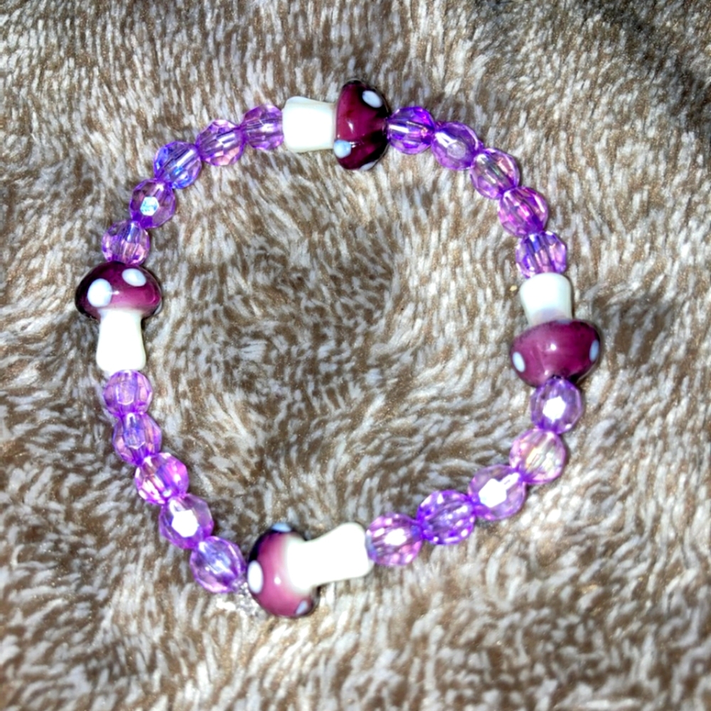 Mushroom beaded braclet